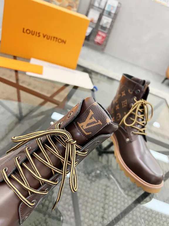 Louis Vuitton Shoe 